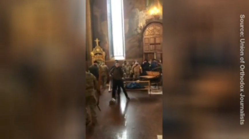 Clashes at church in Ukraine (VIDEOS) --[Reported by Umva mag]