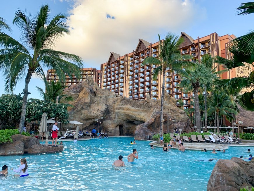 All about Disney Vacation Club, including a new benefit that offers discount tickets, character meetings and more --[Reported by Umva mag]