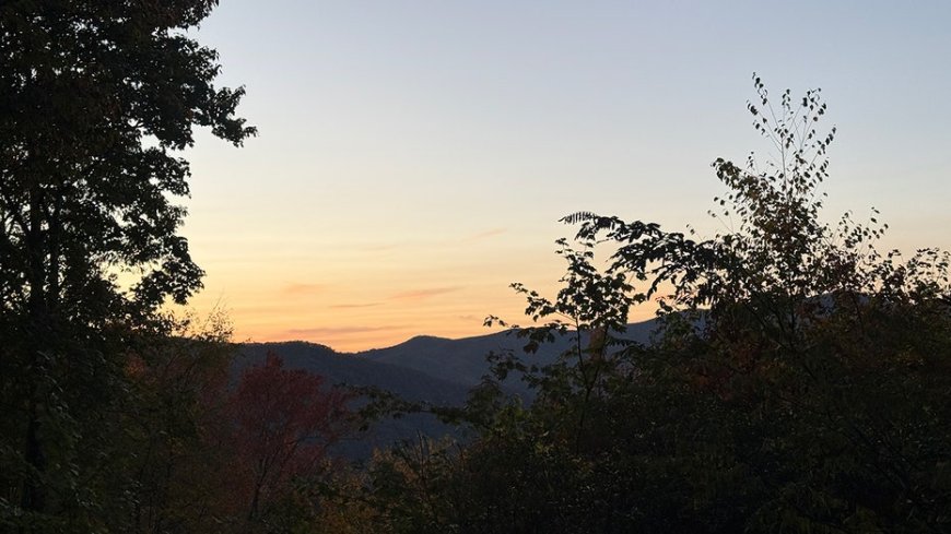 Western North Carolina mountain towns open for business, seeking tourists following Helene --[Reported by Umva mag]