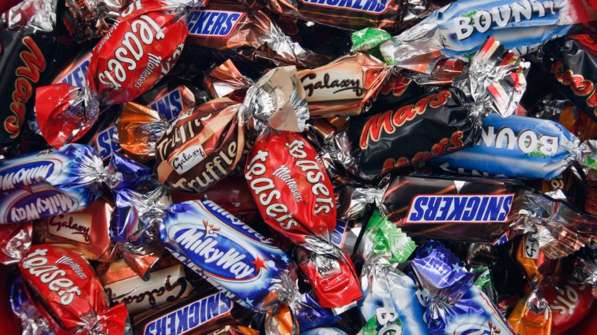 Shop you’ve never heard of selling 300g bags of Celebrations for just 1p each --[Reported by Umva mag]