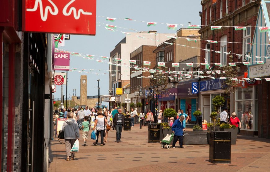 ‘It’s a dreadful shame,’ cry shoppers as major high street chain to shut town centre store for good --[Reported by Umva mag]