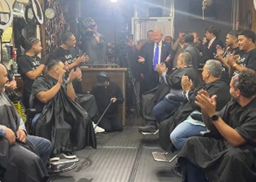 WATCH: Donald Trump Gets Applauded During Visit to Black Barber Shop in the Bronx, NY (VIDEO) --[Reported by Umva mag]