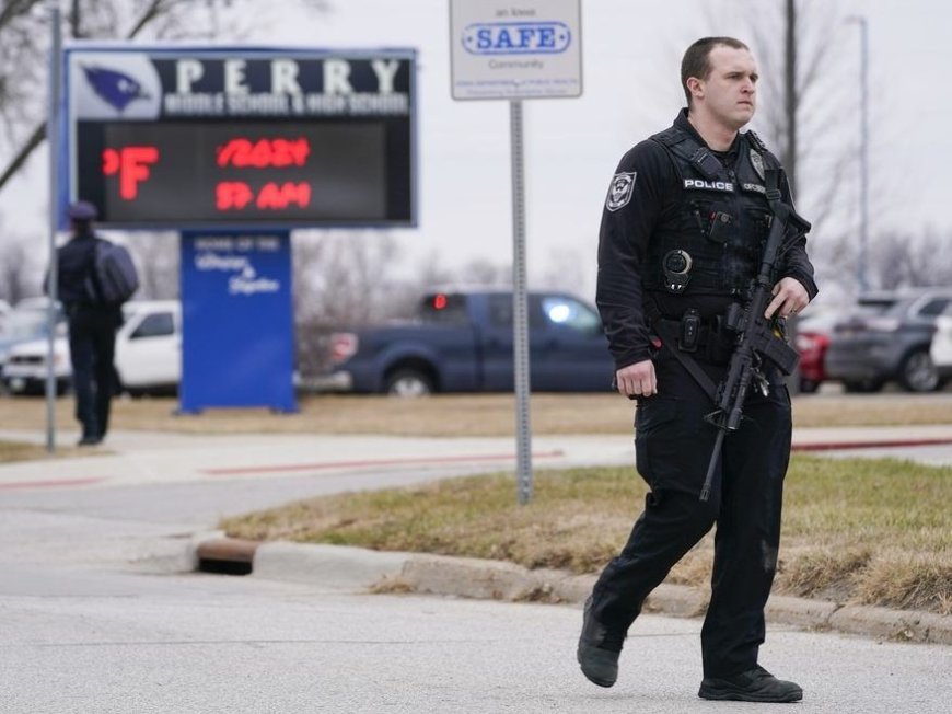 Perry High School shooter sought fame and tried to livestream the attack, investigation shows --[Reported by Umva mag]