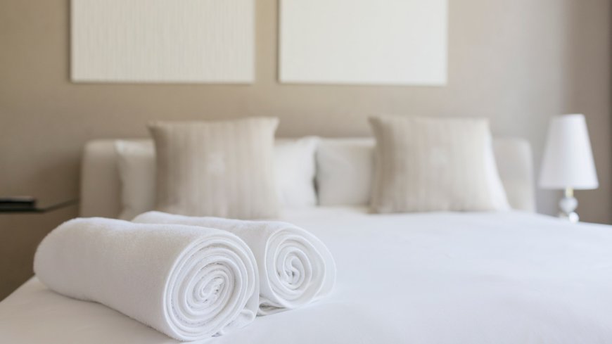 Why hotels always have white sheets, according to experts – and it’s not just for cleanliness --[Reported by Umva mag]