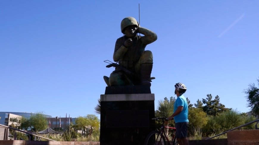 One of the last Navajo Code Talkers from World War II dies at 107 --[Reported by Umva mag]